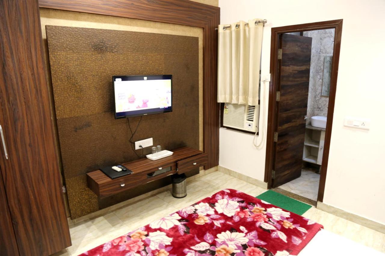 Shree Anand Dham Vrindāvan Exterior photo